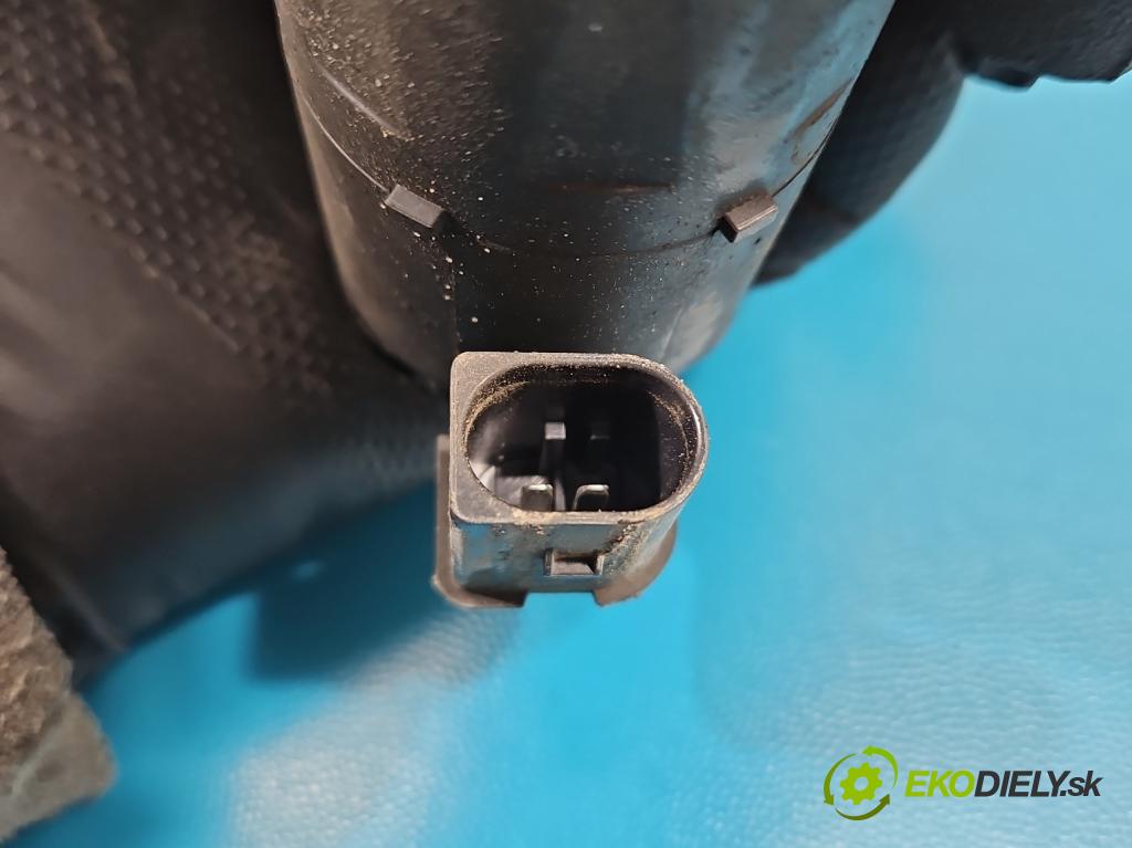 Opel Grandland 2017–2024 1.2 T 131 HP automatic 96 kW 1199 cm3 5- brzdič zadné pravý 9819059480 (Kľučka dverí ostatné)