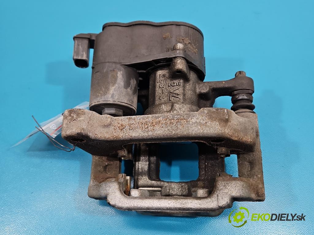 Opel Grandland 2017–2024 1.2 T 131 HP automatic 96 kW 1199 cm3 5- brzdič zadné pravý 9819059480 (Kľučka dverí ostatné)