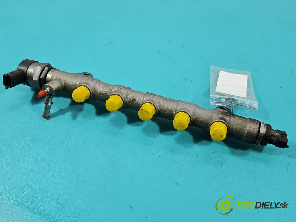 Hyundai I30 II 2012-2016 1.6 crdi 110 HP manual 81 kW 1582 cm3 5- lišta vstrekovacia 0445214323 (Vstrekovacia lišta)