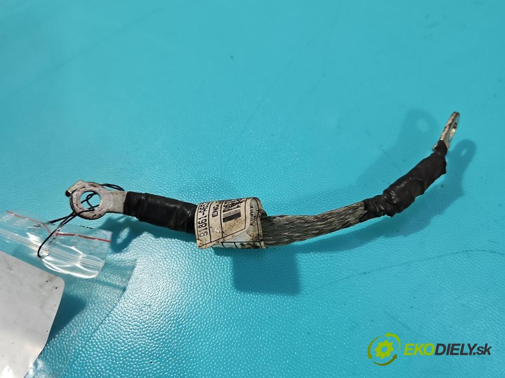 Hyundai I30 II 2012-2016 1.6 crdi 110 HP manual 81 kW 1582 cm3 5- Zväzok: ostatné 91861-A6520