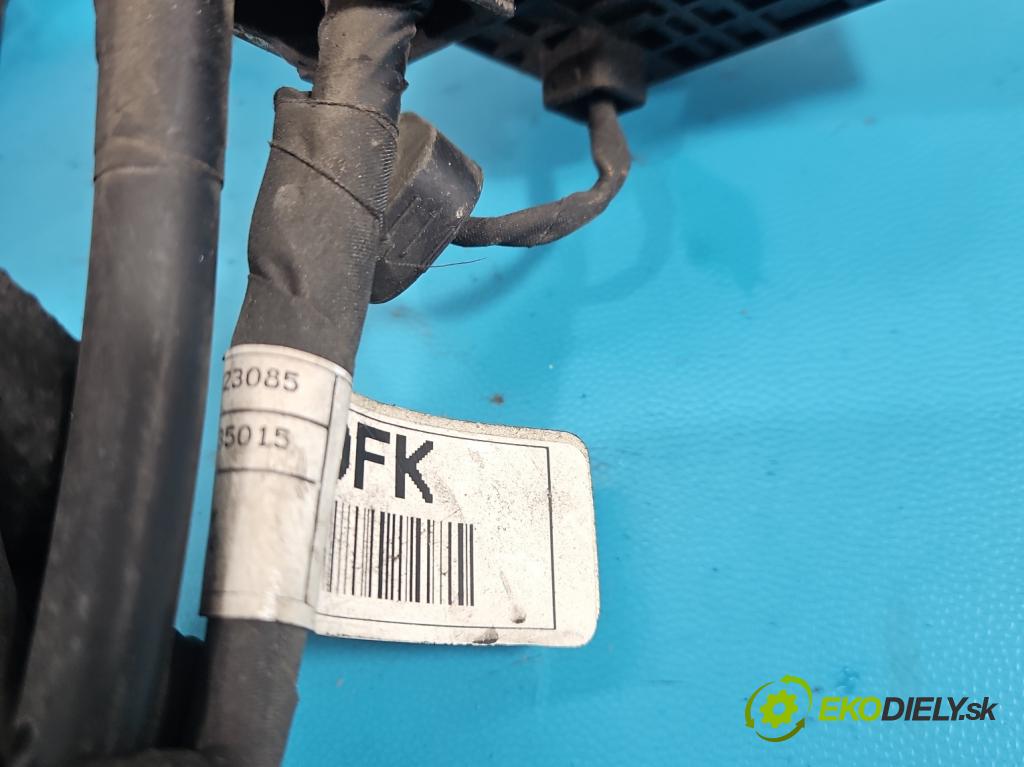 Hyundai I30 II 2012-2016 1.6 crdi 110 HP manual 81 kW 1582 cm3 5- kontakt plusová 91855-A6571