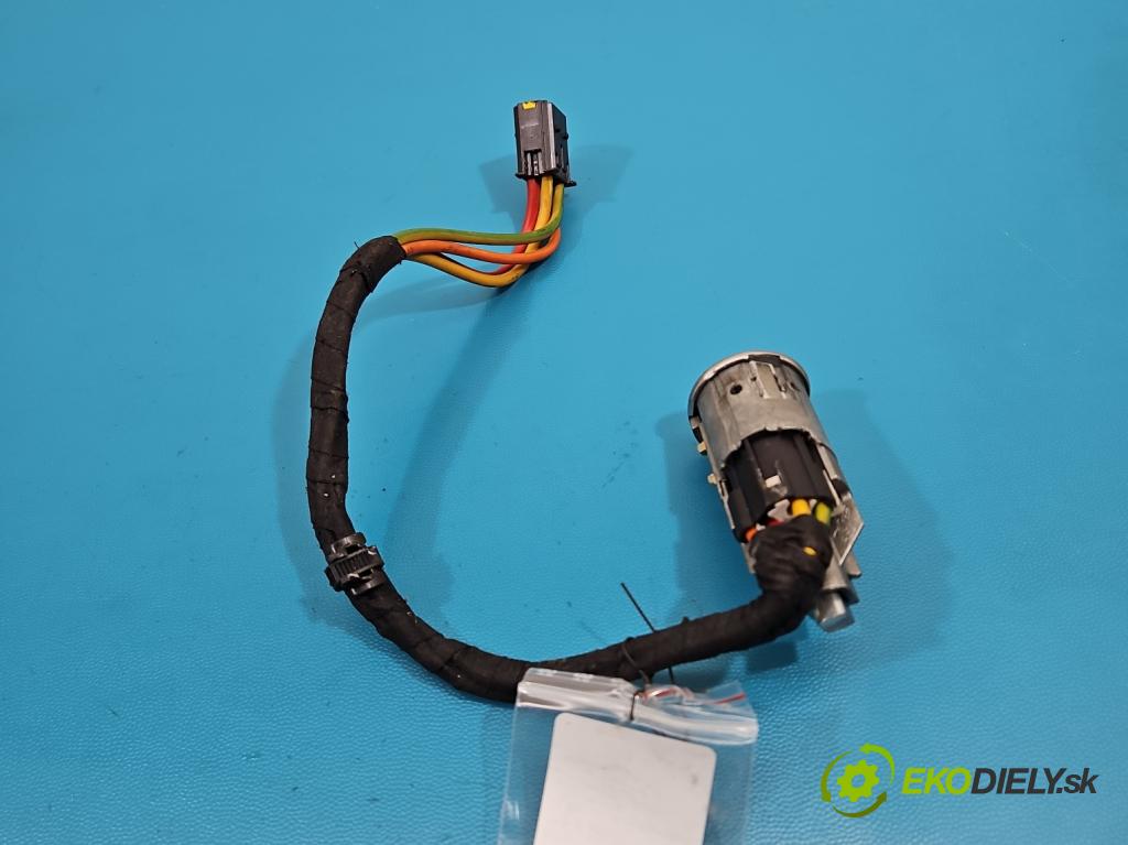 Renault Thalia I 1998-2009 1.2 16V 75 hp manual 55 kW 1149 cm3 4- spínací skříňka  (Spínací skříňka)