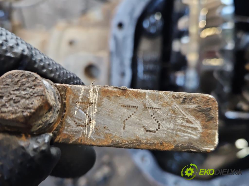 Ford Transit Mk7 2006-2013 2.4 tdci 116 HP manual 85 kW 2402 cm3 5- Most: zadní: