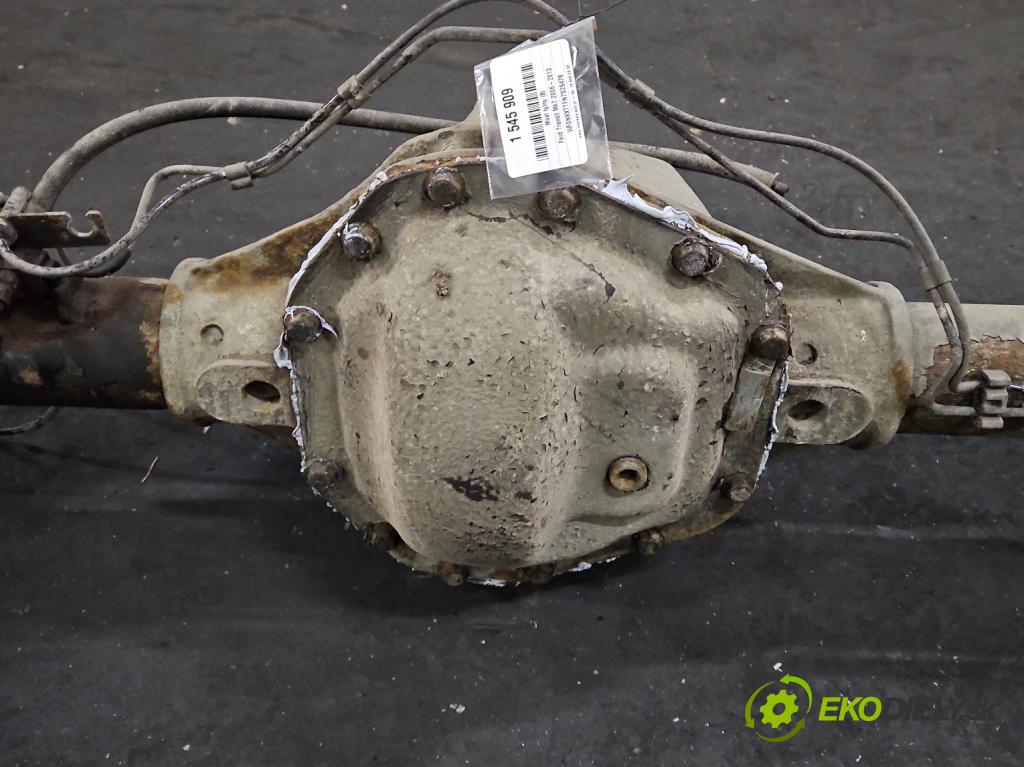 Ford Transit Mk7 2006-2013 2.4 tdci 116 HP manual 85 kW 2402 cm3 5- Most: zadní: