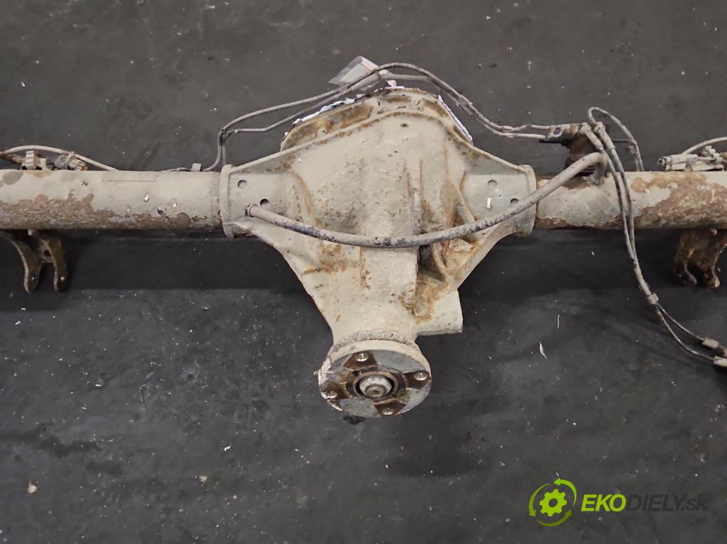 Ford Transit Mk7 2006-2013 2.4 tdci 116 HP manual 85 kW 2402 cm3 5- Most: zadní: