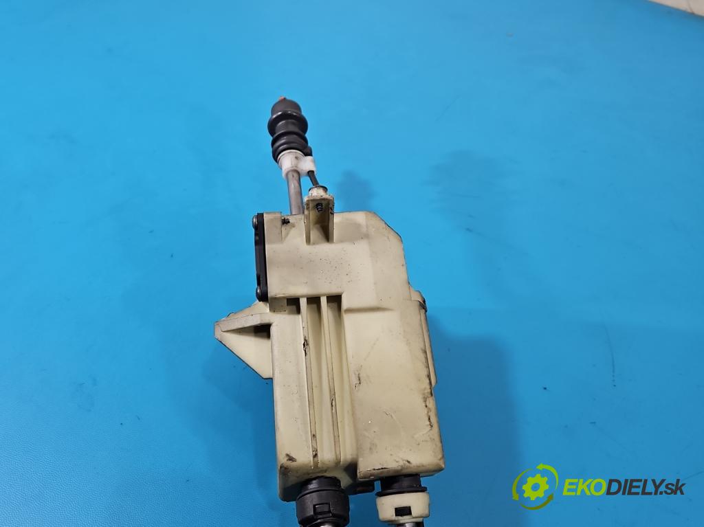 Citroen C8 2002-2014 2.0 hdi 107 HP manual 79 kW 1997 cm3 5- Páka: Změny: stupeň,rýchlosť  (Rýchlostná páka (kulisa))