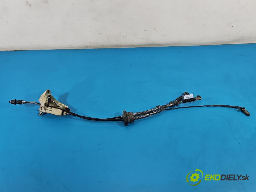 Citroen C8 2002-2014 2.0 hdi 107 HP manual 79 kW 1997 cm3 5- Páka: Změny: stupeň,rýchlosť  (Rýchlostná páka (kulisa))