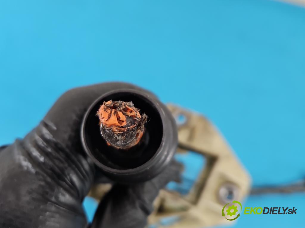 Citroen C8 2002-2014 2.0 hdi 107 HP manual 79 kW 1997 cm3 5- Páka: Změny: stupeň,rýchlosť  (Rýchlostná páka (kulisa))