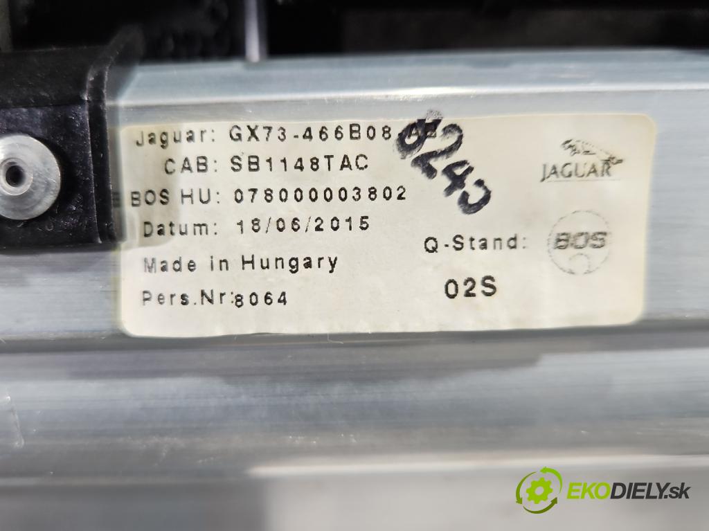 Jaguar XE X760 2015-2024 2.0d 179KM automatic 132 kW 1999 cm3 4- pláto zadní GX7346668CF (Kryt zavazadlového prostoru)