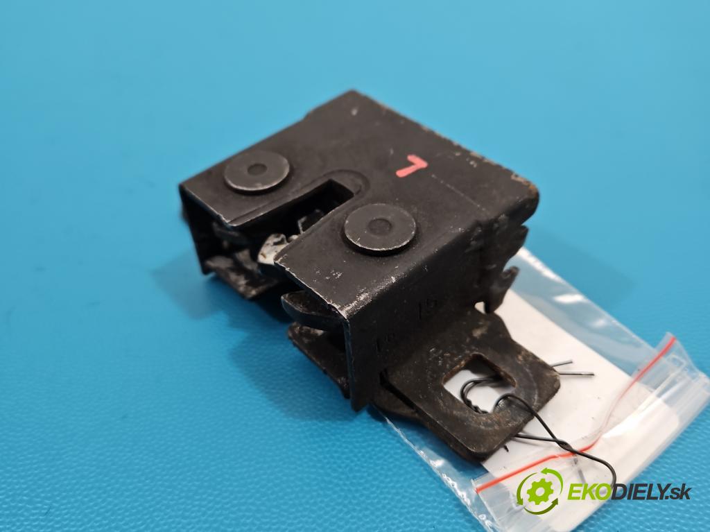 Jaguar XE X760 2015-2024 2.0d 179KM automatic 132 kW 1999 cm3 4- zámok kapoty 5H22-16700-BD