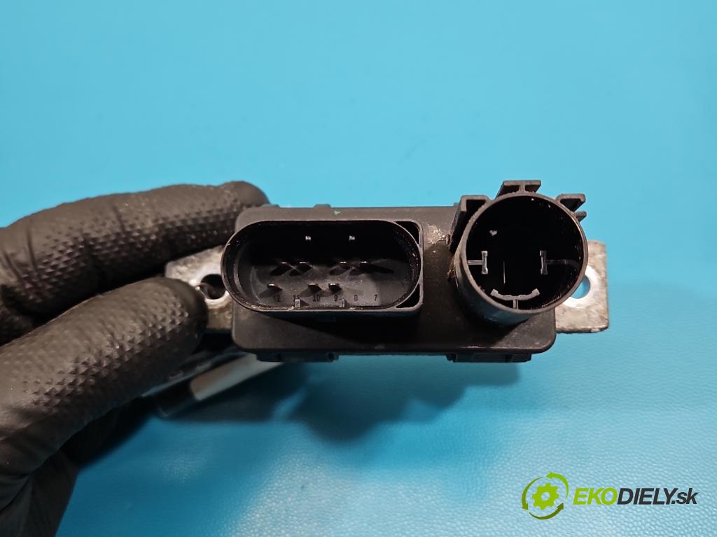 Jaguar XE X760 2015-2024 2.0d 179KM automatic 132 kW 1999 cm3 4- Relé: svíčky: zařicích: 0281003129 (Relé)