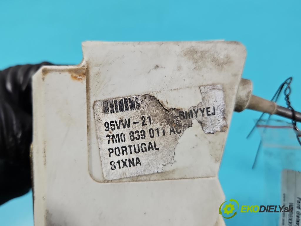 Ford Galaxy Mk1 1995-2006 2.0 116 hp manual 85 kW 1998 cm3 5- zámek zadní levý 7M0839011AC