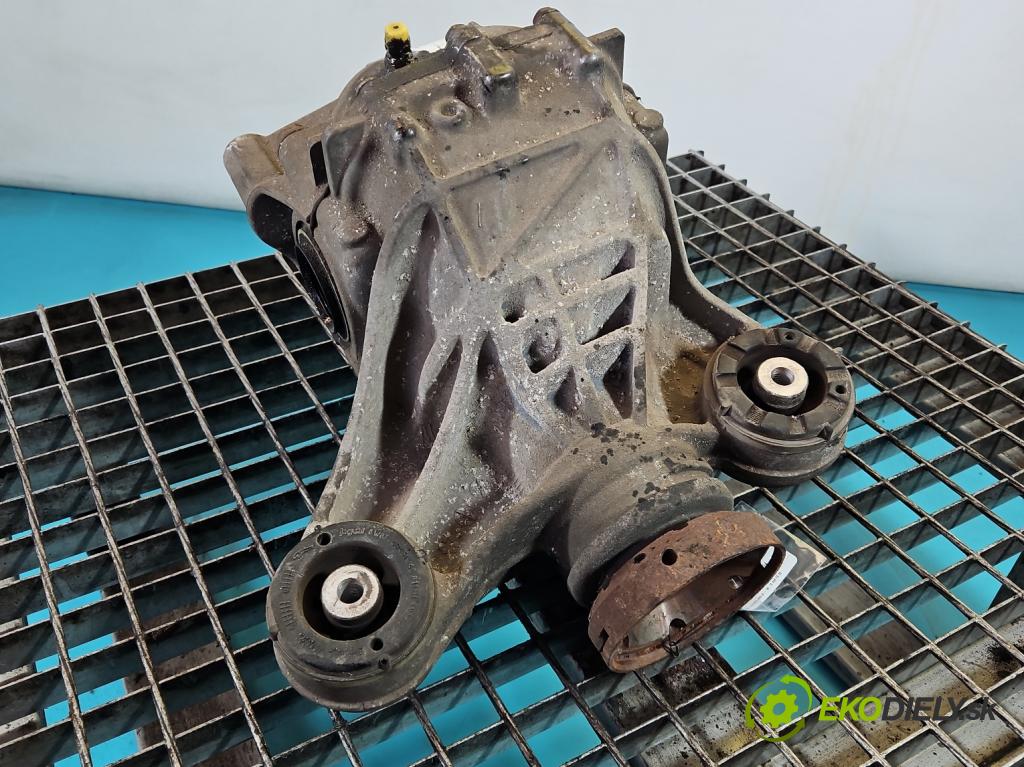 Jaguar XE X760 2015-2024 2.0d 179KM automatic 132 kW 1999 cm3 4- Most: zadní: 