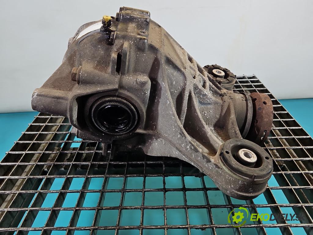 Jaguar XE X760 2015-2024 2.0d 179KM automatic 132 kW 1999 cm3 4- Most: zadní: