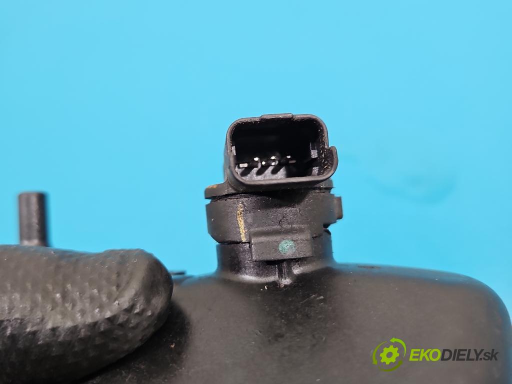 Jaguar XE X760 2015-2024 2.0d 179KM automatic 132 kW 1999 cm3 4- obal filtra palivo