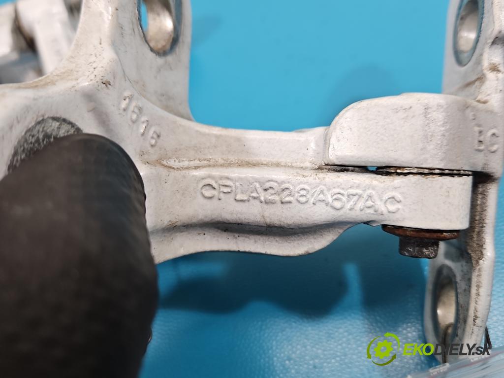 Jaguar XE X760 2015-2024 2.0d 179KM automatic 132 kW 1999 cm3 4- Závěs: dveře přední levý CPLA228A67AC