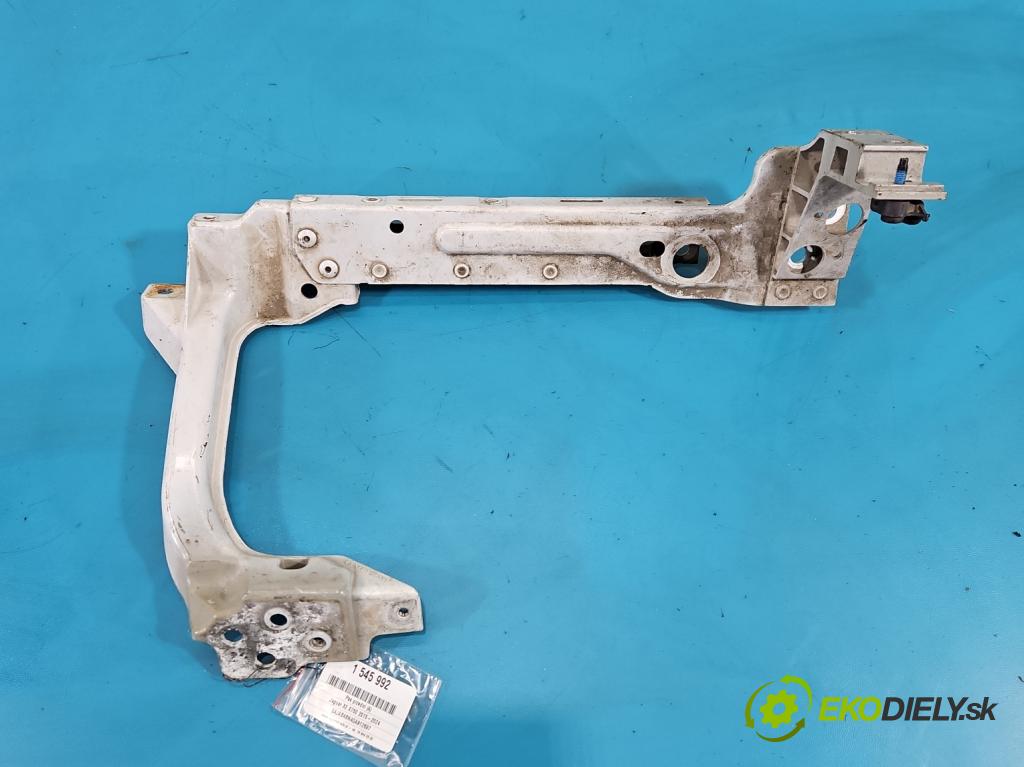 Jaguar XE X760 2015-2024 2.0d 179KM automatic 132 kW 1999 cm3 4- stěna přední 3210050 (Přední výztuha)