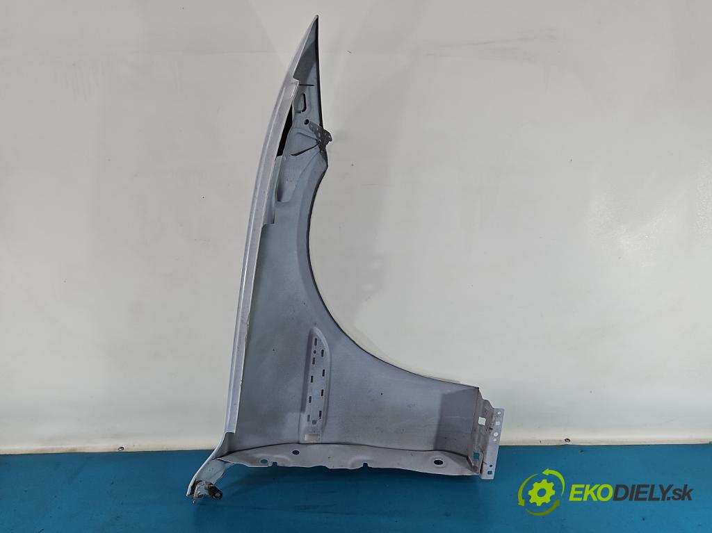 Jaguar XE X760 2015-2024 2.0d 179KM automatic 132 kW 1999 cm3 4- blatnik přední levý  (Levý přední blatník)