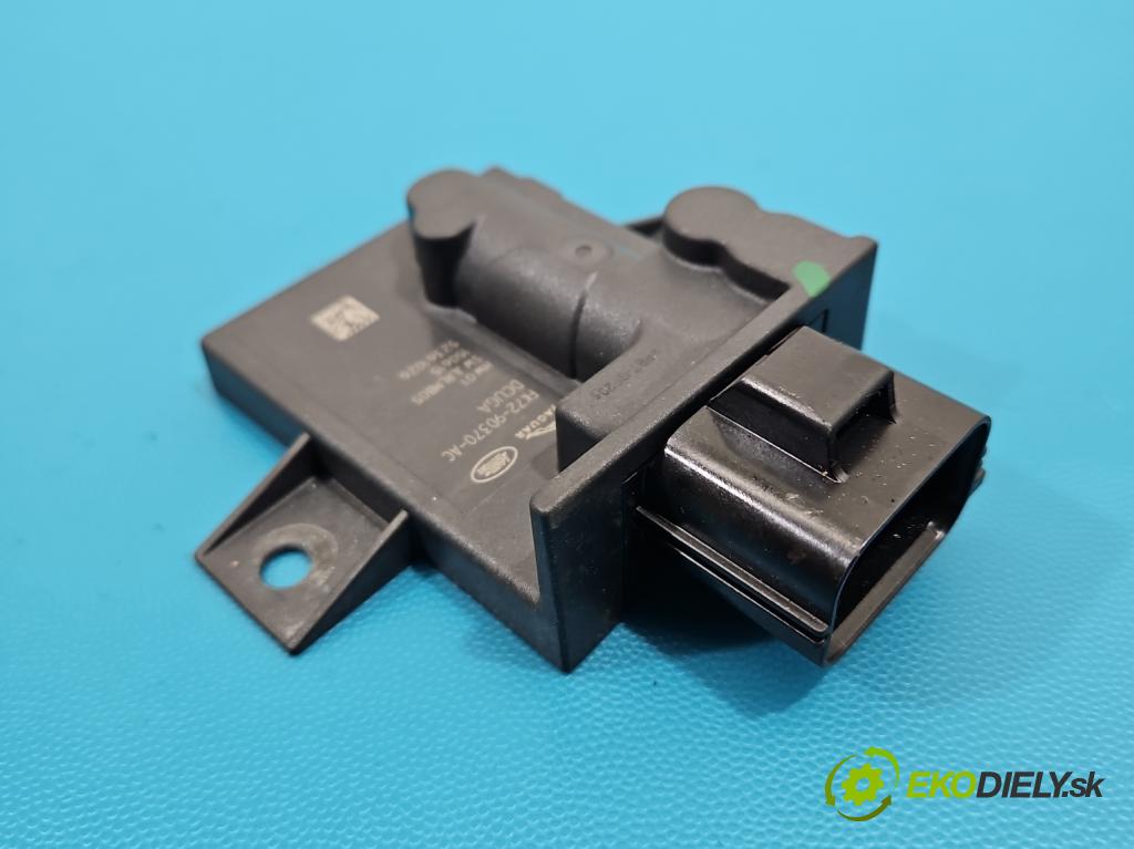 Jaguar XE X760 2015-2024 2.0d 179KM automatic 132 kW 1999 cm3 4- riadiaca jednotka ostatné FK72-9D370-AC