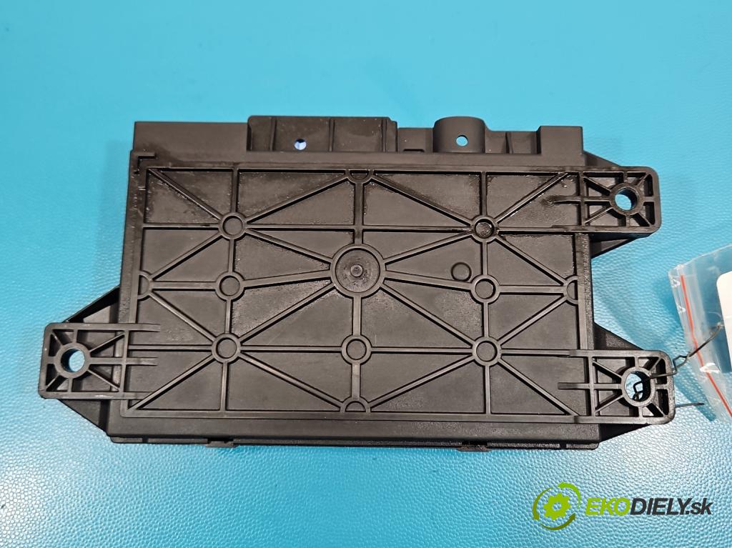 Jaguar XE X760 2015-2024 2.0d 179KM automatic 132 kW 1999 cm3 4- riadiaca jednotka ostatné DPLA-70718-CP