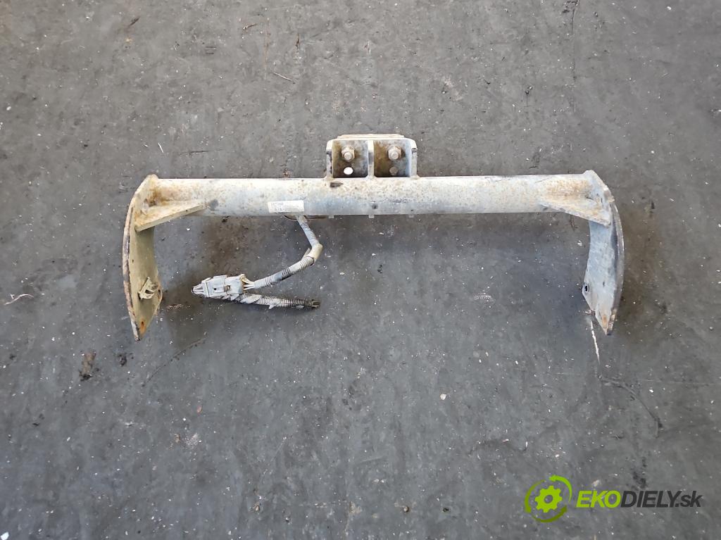 Ford Transit Mk7 2006-2013 2.4 tdci 116 hp manual 85 kW 2402 cm3 5- oko tažné  (Tažné zařízení)