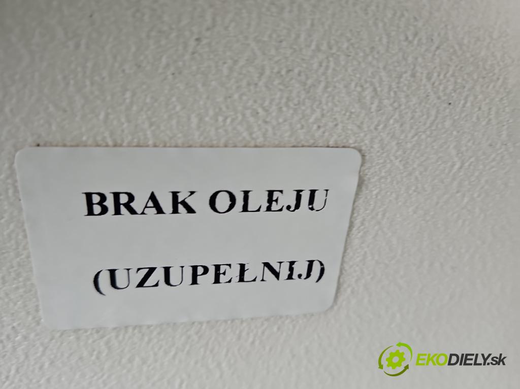 Mazda Tribute I 2000-2007 2.0 16V 124hp manual 91 kW 1989 cm3 5- Most: zadní: