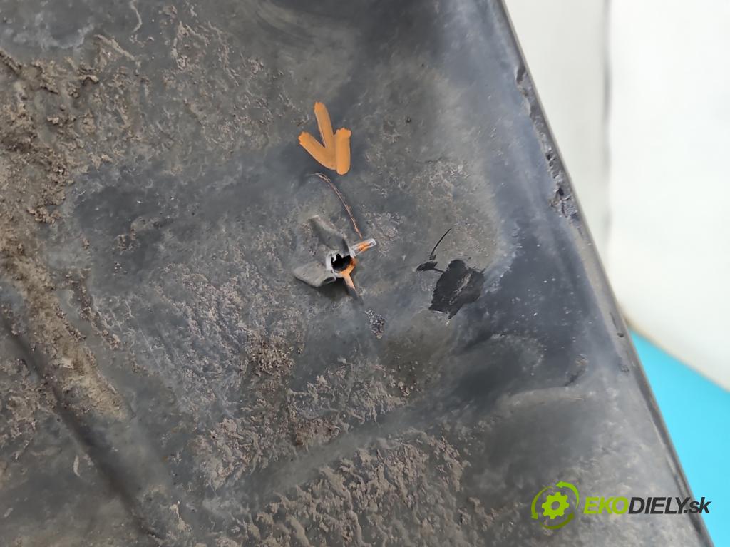 Ford Transit Mk7 2006-2013 2.4 tdci 116 HP manual 85 kW 2402 cm3 5- nárazník predné 6C11-17D957-B (Kľučka dverí ostatné)