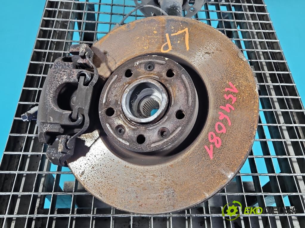 Toyota Proace City 1.5 D4D 131 HP automatic 96 kW 1499 cm3 5- náboj ľavé  (Náboj kolesa)