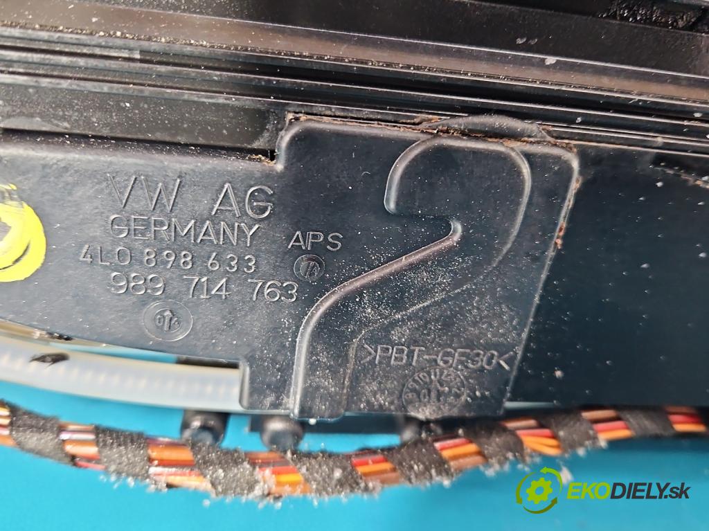 Audi Q7 2005-2015 4.2 TDI 326KM automatic 240 kW 4134 cm3 5- Střešní okno:  (Sklo karosérie)