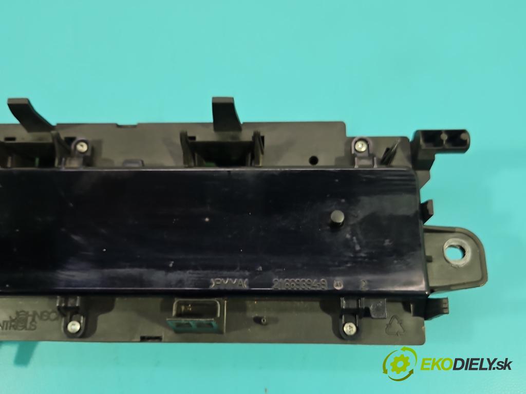 Renault Scenic II 2003-2009 1.5 dci 101 hp manual 74 kW 1461 cm3 5- Přístrojová deska 8200365607D (Přístrojová deska)