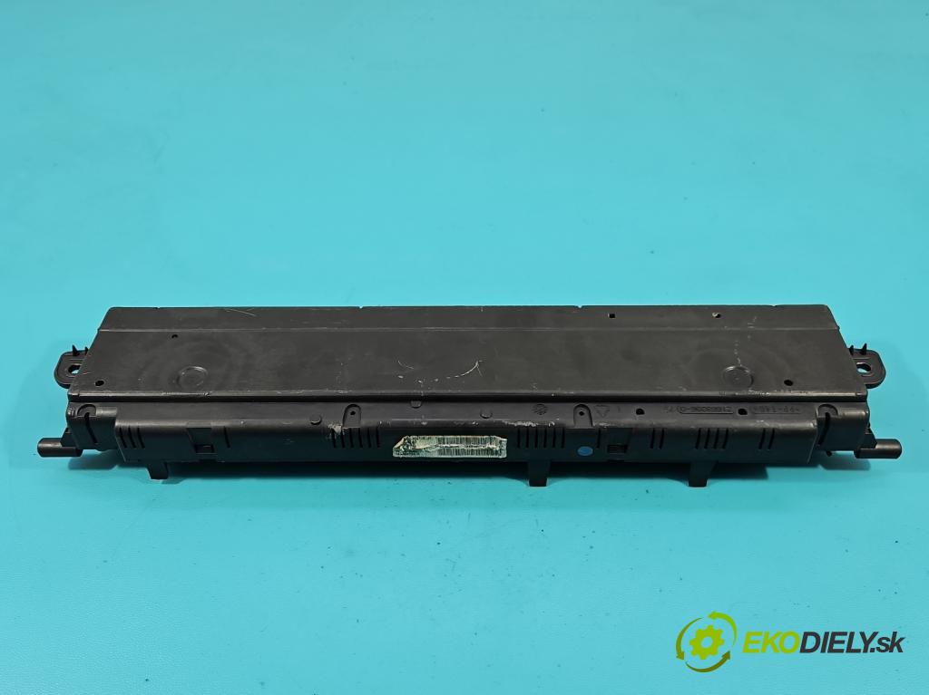 Renault Scenic II 2003-2009 1.5 dci 101 hp manual 74 kW 1461 cm3 5- Přístrojová deska 8200365607D (Přístrojová deska)