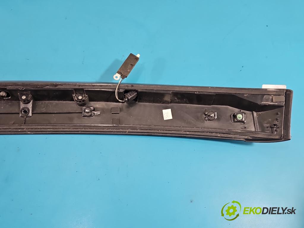 Audi Q7 2005-2015 4.2 TDI 326KM automatic 240 kW 4134 cm3 5- spoiler 4L0827933 (Spoiler)