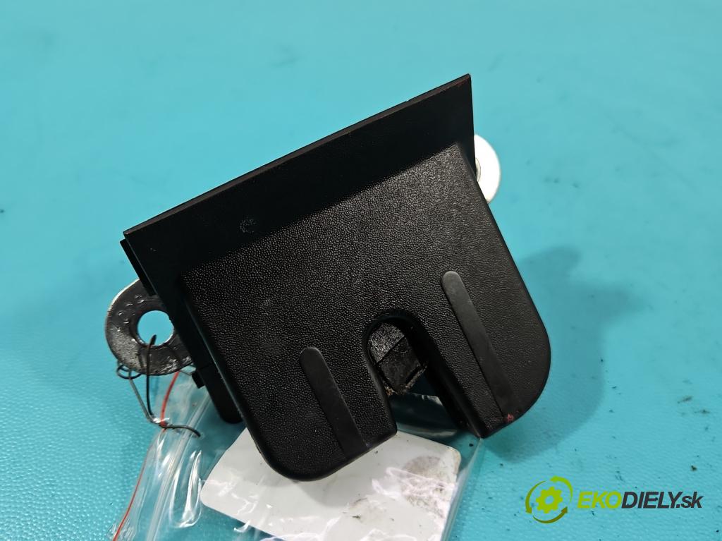 Seat Leon II 2005-2012 1.6 SR 102 HP manual 75 kW 1595 cm3 5- zámok kufrové dvere zadné 