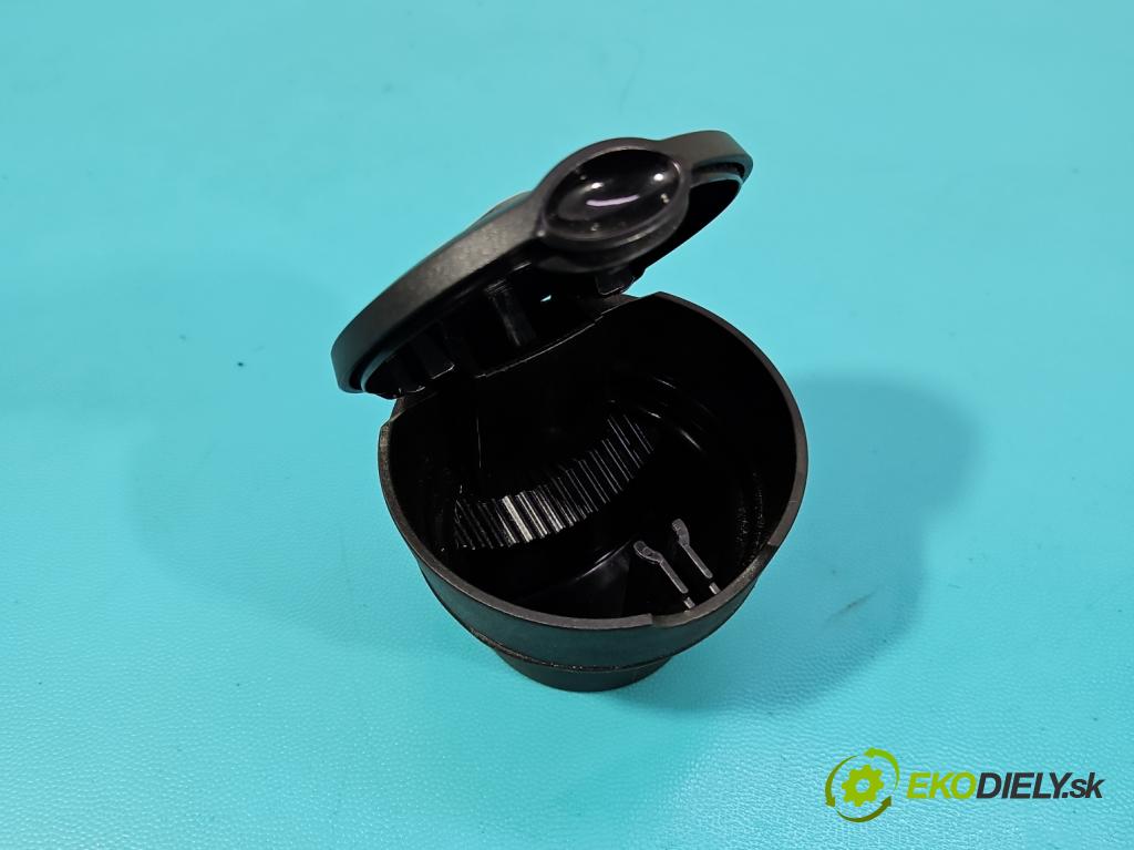 Seat Leon II 2005-2012 1.6 SR 102 HP manual 75 kW 1595 cm3 5- kastlík 5P0857962A