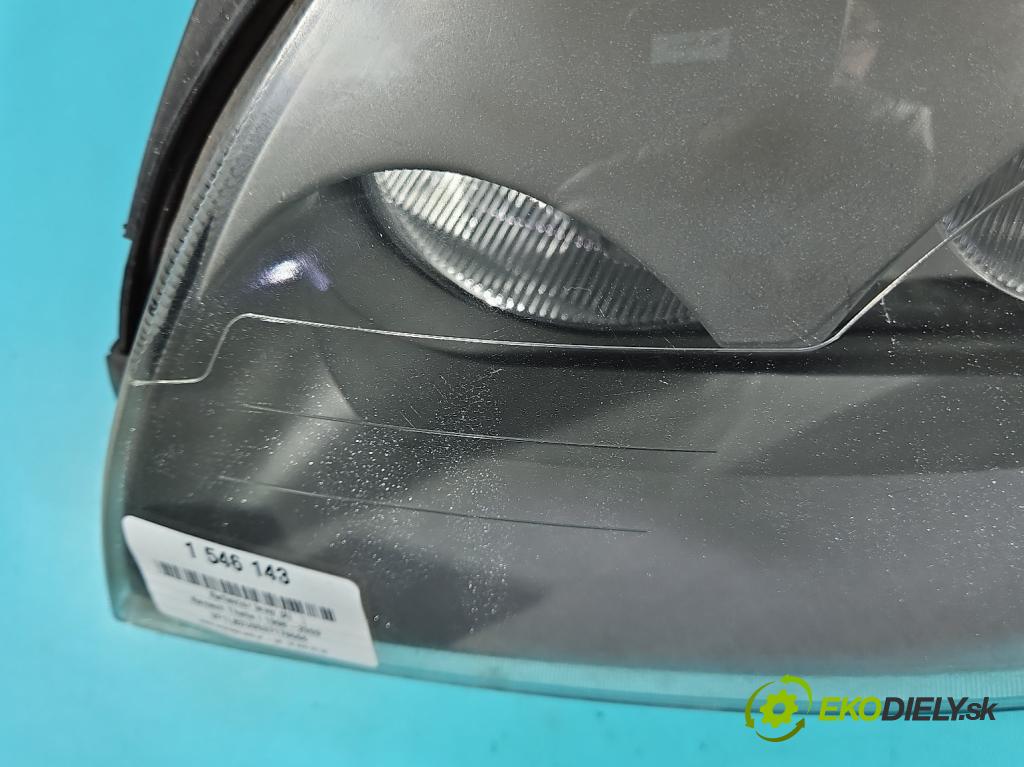 Renault Thalia I 1998-2009 1.2 16V 75 HP manual 55 kW 1149 cm3 4- Reflektor: ľavý 8200509820 (Kľučka dverí ostatné)
