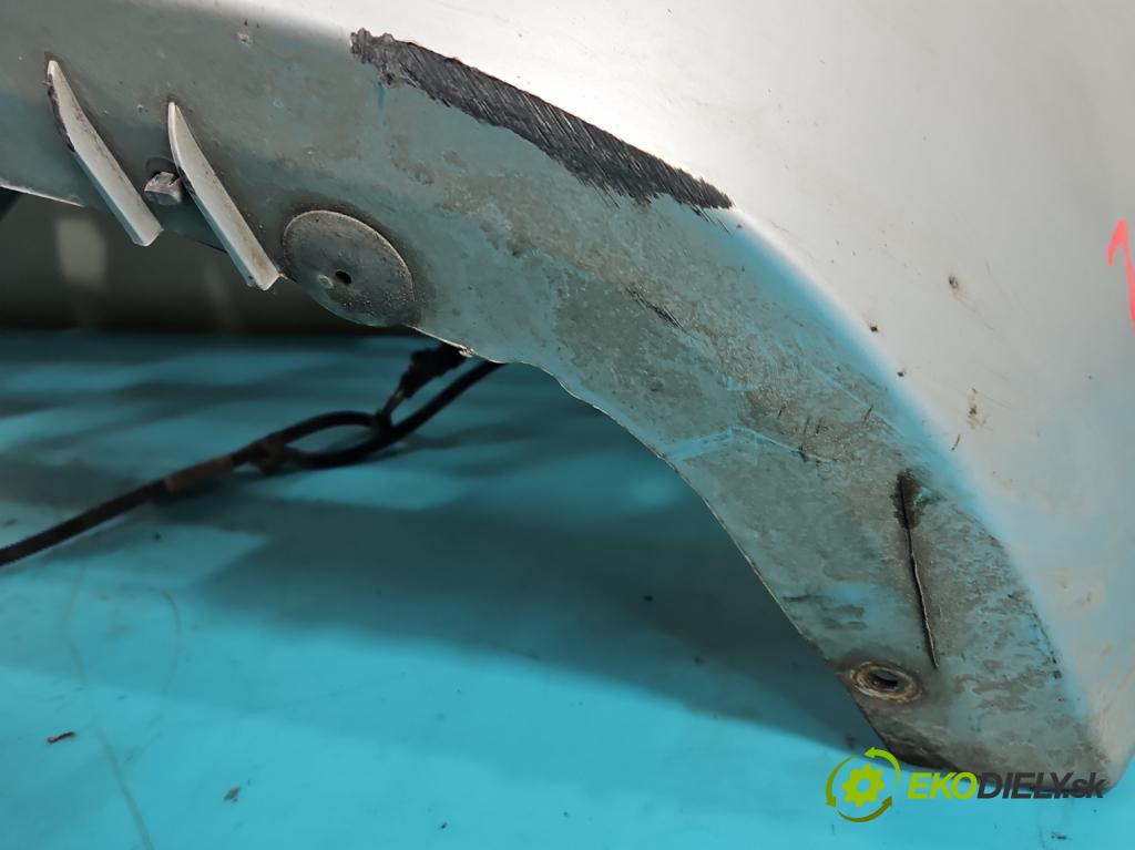 Renault Thalia I 1998-2009 1.2 16V 75 HP manual 55 kW 1149 cm3 4- nárazník predné 8200445993 (Kľučka dverí ostatné)