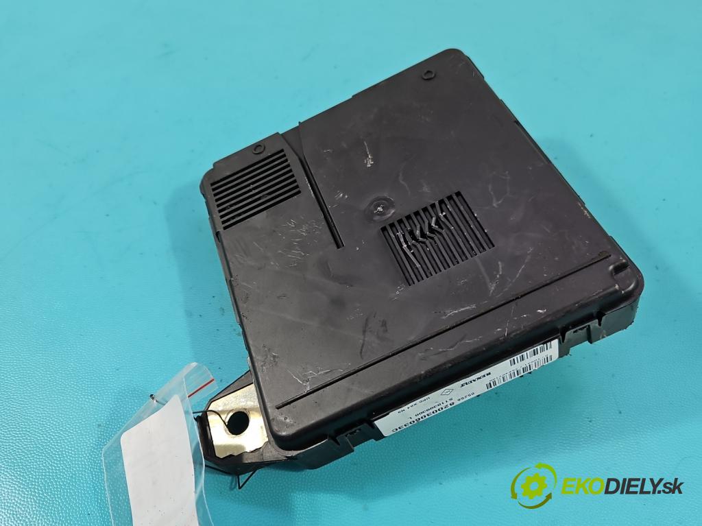 Renault Megane II 2003-2008 1.4 16V 98 HP manual 72 kW 1390 cm3 5- riadiaca jednotka ostatné 8200306033C