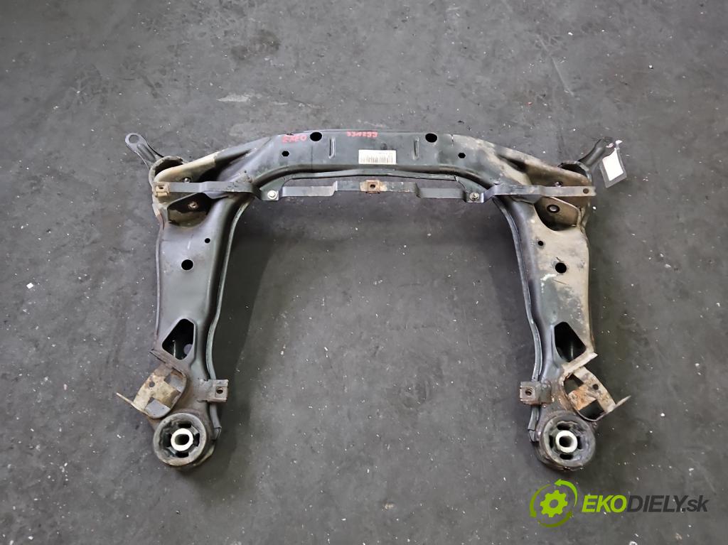 Seat Exeo 2.0 tdi 143 hp manual 105 kW 1968 cm3 5- výztuha motoru 8E0399313BD