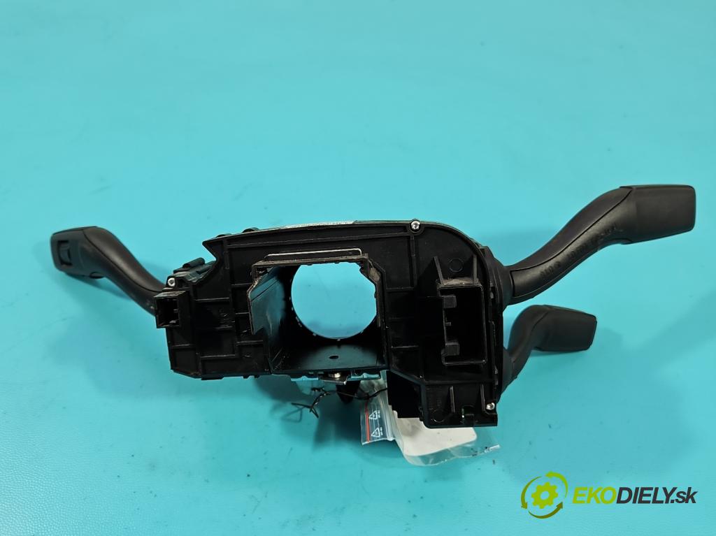 Seat Exeo 2.0 tdi 143 HP manual 105 kW 1968 cm3 5- prepínač komplex: 8E0853549Q (Prepínacie páčky pod volantom)