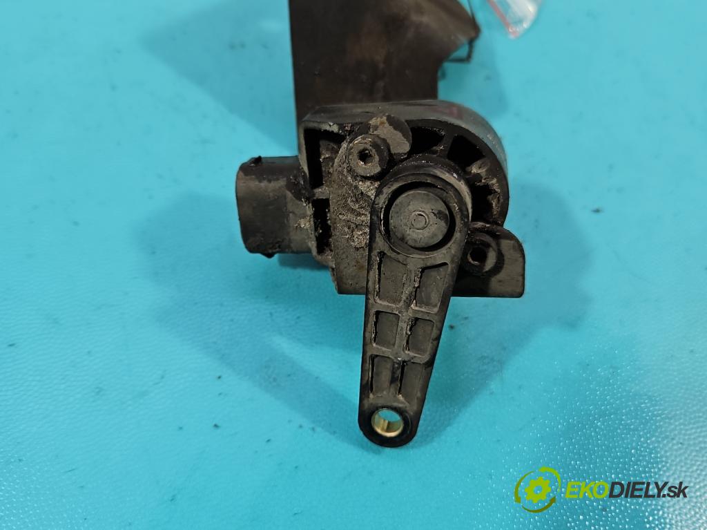 Seat Exeo 2.0 tdi 143 HP manual 105 kW 1968 cm3 5- snímač nastavenia xenon 8E0907503 (Snímač)