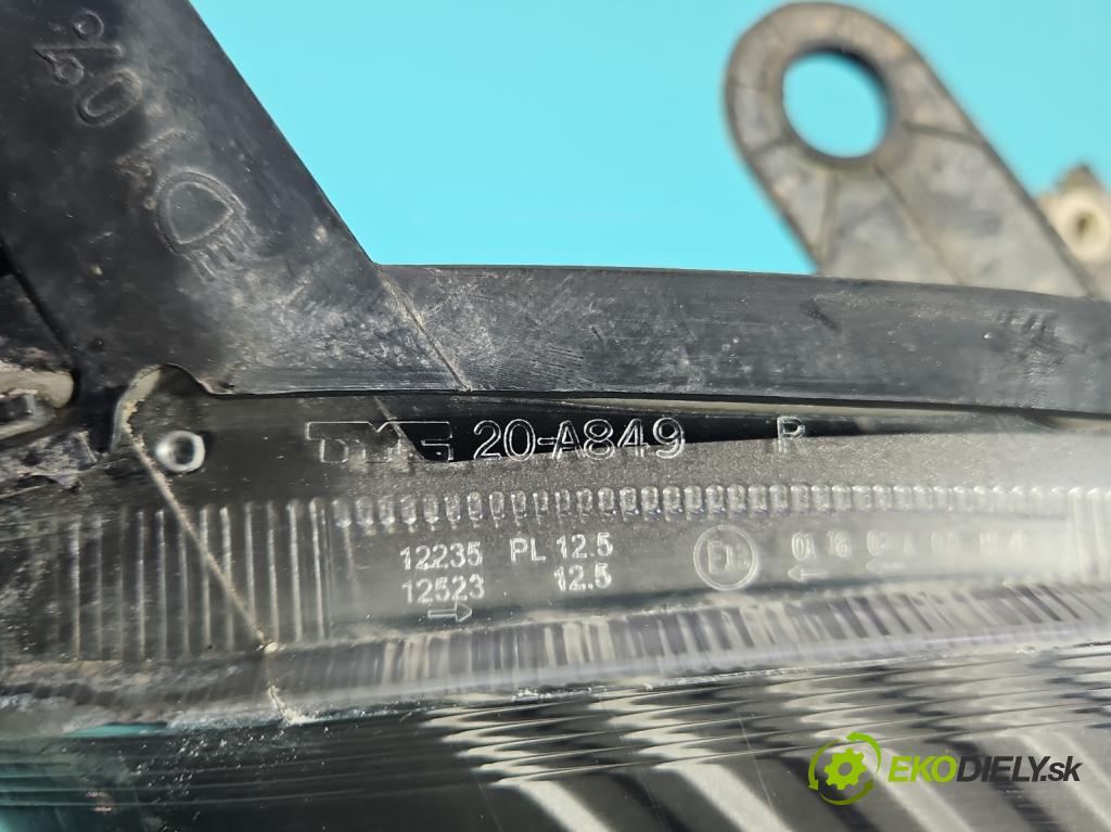 Fiat Punto Grande 1.4 T 120 HP manual 88 kW 1368 cm3 5- Reflektor: pravý  (Svetlo predné pravé)