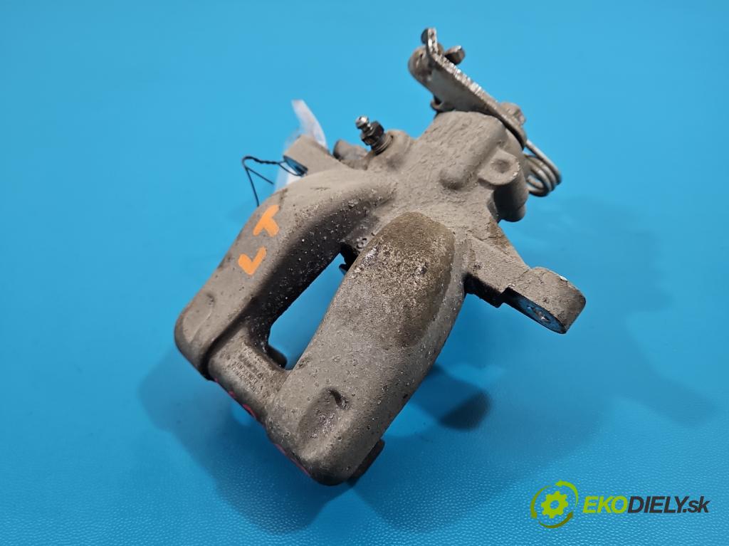 Fiat Punto Grande 1.4 T 120 HP manual 88 kW 1368 cm3 5- brzdič zadné ľavý  (Kľučka dverí ostatné)