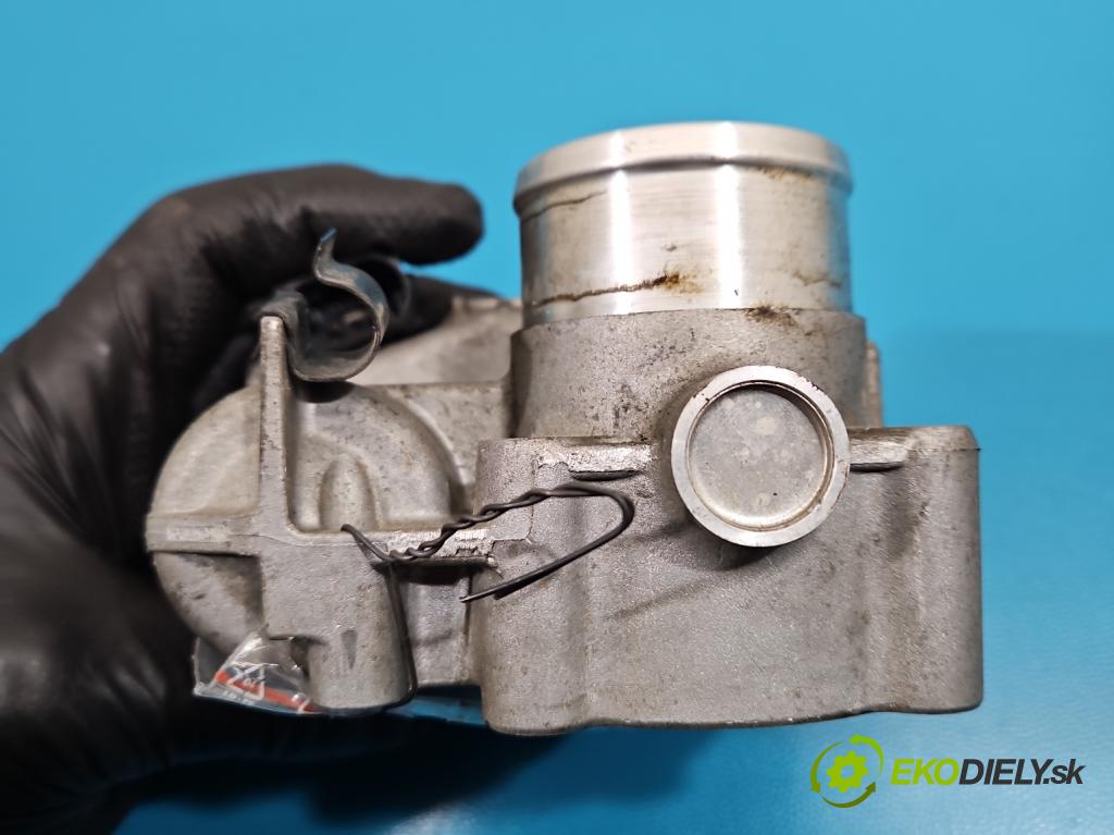 Fiat Punto Grande 1.4 T 120 HP manual 88 kW 1368 cm3 5- klapka 0280750137 (Škrtiaca klapka)