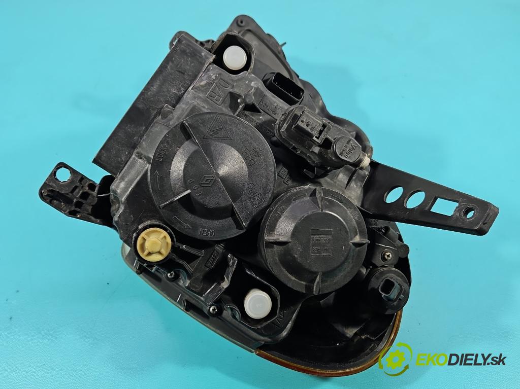 Renault Modus 1.2 16V 75 HP manual 55 kW 1149 cm3 5- Reflektor: pravý 8200540239 (Svetlo predné pravé)