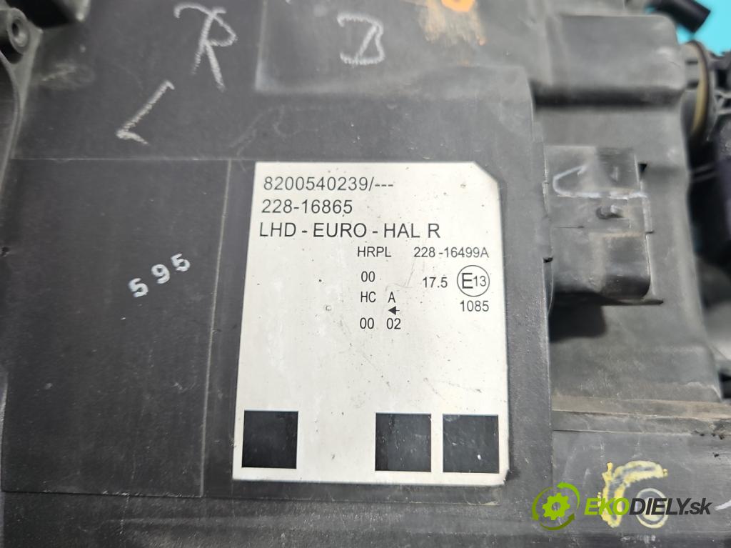 Renault Modus 1.2 16V 75 HP manual 55 kW 1149 cm3 5- Reflektor: pravý 8200540239 (Svetlo predné pravé)