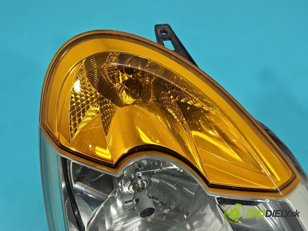 Renault Modus 1.2 16V 75 HP manual 55 kW 1149 cm3 5- Reflektor: pravý 8200540239 (Svetlo predné pravé)