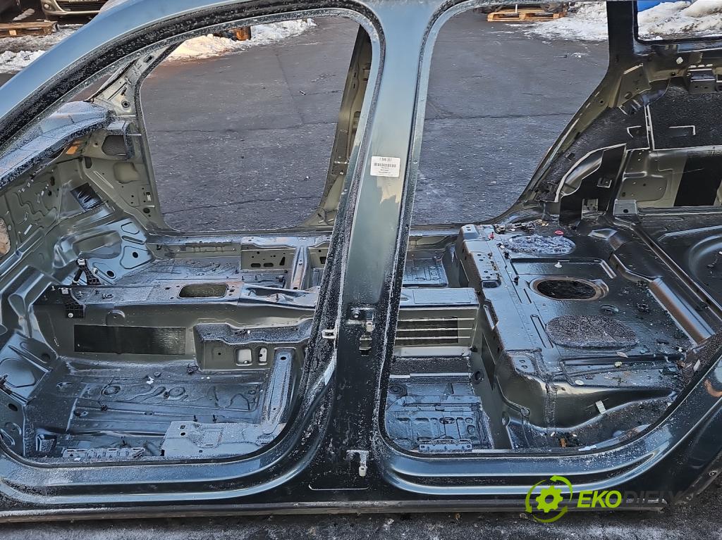 Skoda Kodiaq I 2.0 tdi 150 hp automatic 110 kW 1968 cm3 5- práh levý  (Karoserie ostatní)