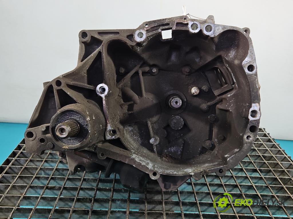 Renault Twingo II 2007-2014 1.2 8V 58 HP manual 43 kW 1149 cm3 3- prevodovka stupeň,rýchlosť manual JB1 520