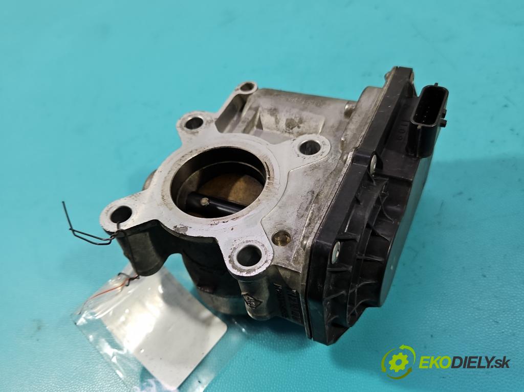 Renault Modus 1.2 16V 75 HP manual 55 kW 1149 cm3 5- klapka 8200568712 (Škrtiaca klapka)