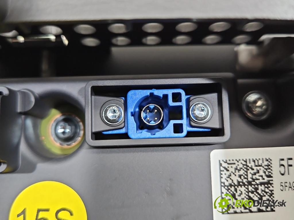 Cupra Formentor 20- 1.5 TSI 150 HP automatic 110 kW 1498 cm3 5- Radio originál 5FA919605